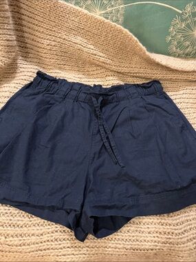 Uniqlo Women’s Navy High-Waist Drawstring Shorts